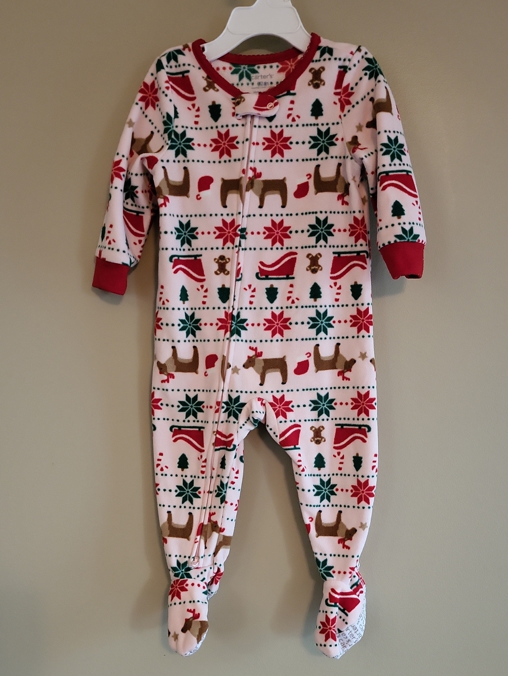 Pink holiday print fleece footed sleeper/footie
